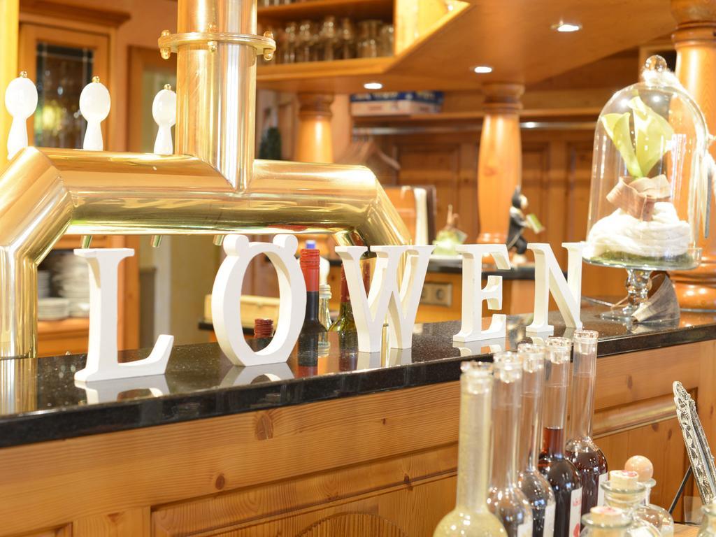 罗文佳尔尼兰德古特酒店 马克特海登费尔德 外观 照片